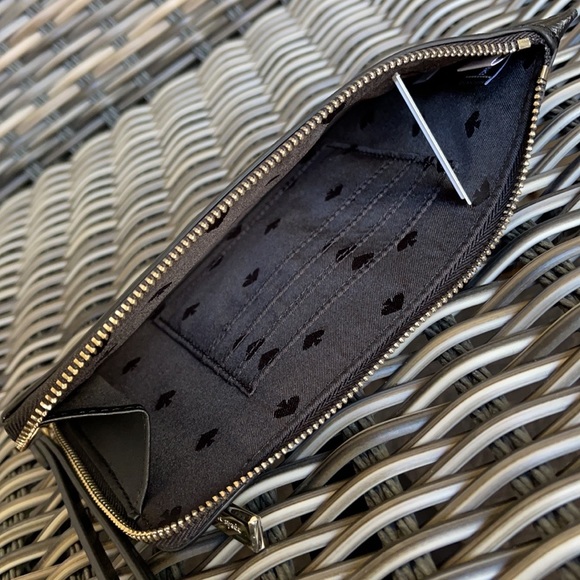 Kate Spade medium Lzip wristlet - Picture 7 of 16